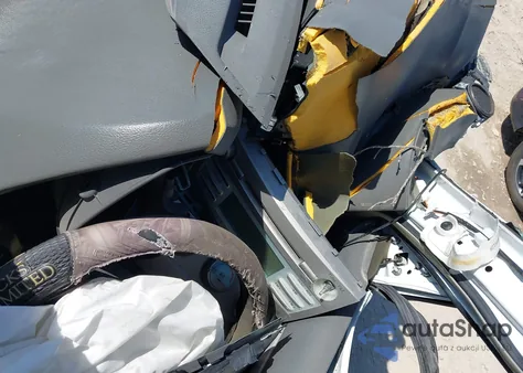 2009 Toyota Camry Le from USA, damaged, VIN 4T4BE46KX9R079372